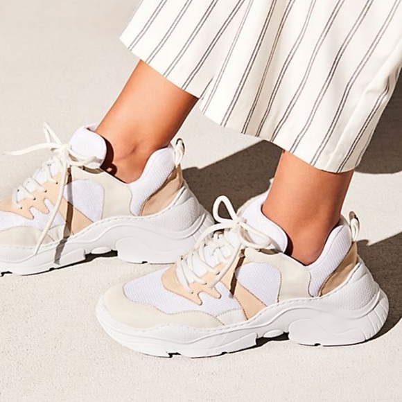 SCHUTZ | Shoes | Schutz Jackye Dad 